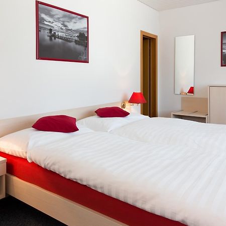 Hotel Du Port - Free Parking - Breakfast Included Estavayer-le-Lac Esterno foto